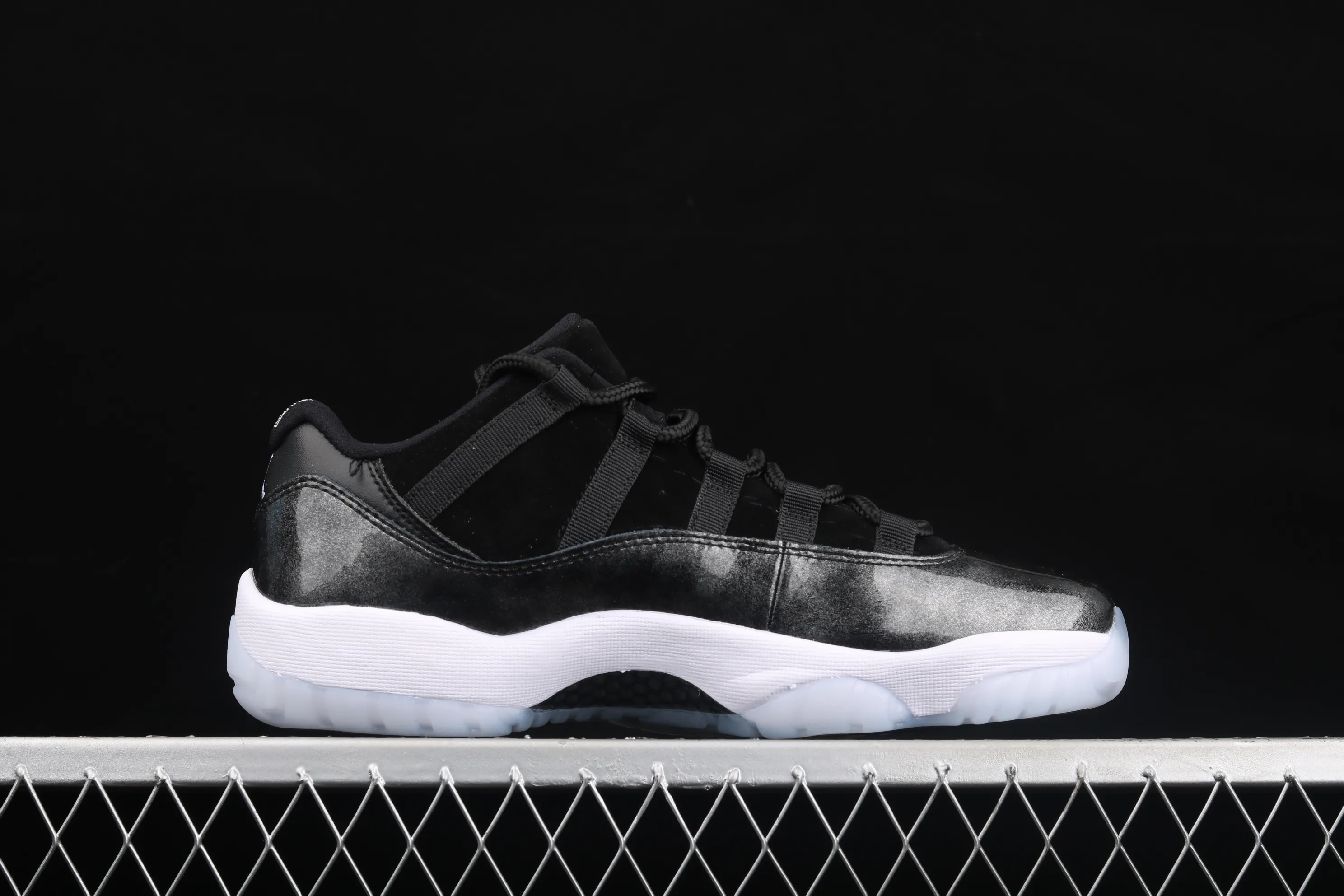 All categories Air Jordan Jordan series basketball shoes Air Jordan 11 Air Jordan 11 "Dunk Low" AJ11 Joe 11 Earl Low Real Carbon Fiber 528895-010
